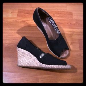 TOMS CLASSIC PUMPS